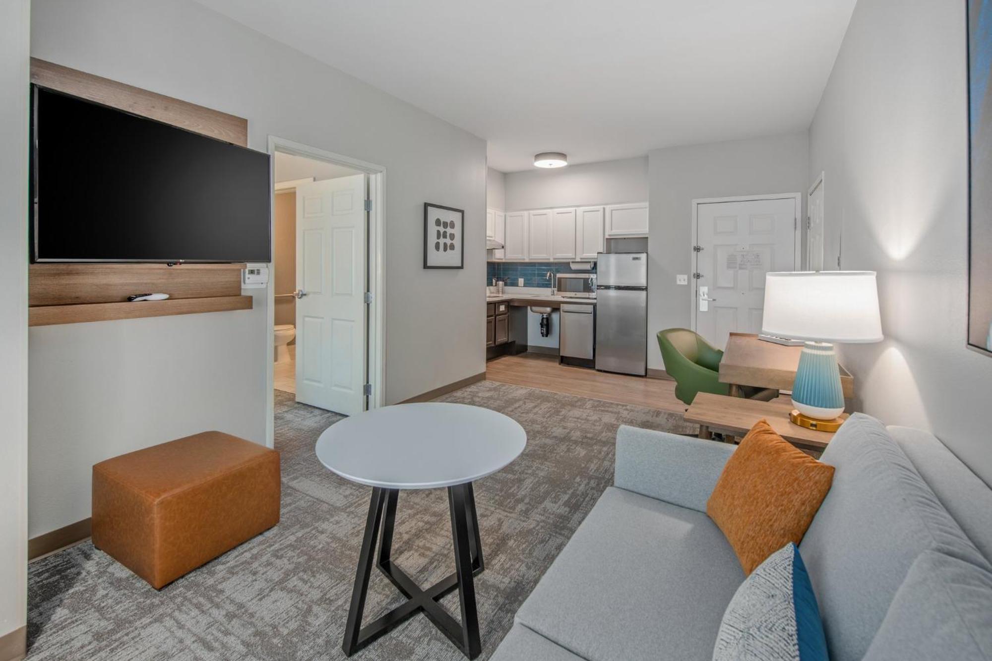 Staybridge - Roseville Area By Ihg Hotel