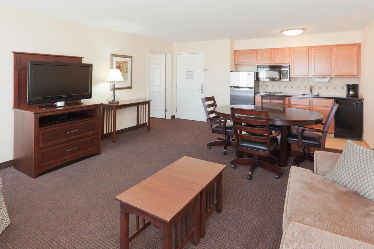 Staybridge - Roseville Area By Ihg Hotel