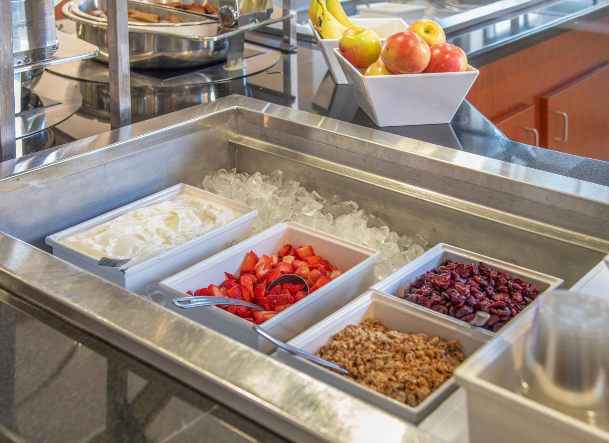 Staybridge - Roseville Area By Ihg Hotel Rocklin